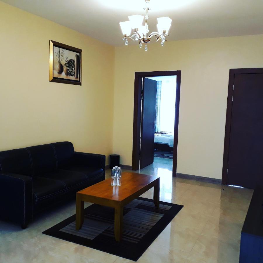 Imperial Hotel & Apartments Dar es Salaam Ngoại thất bức ảnh