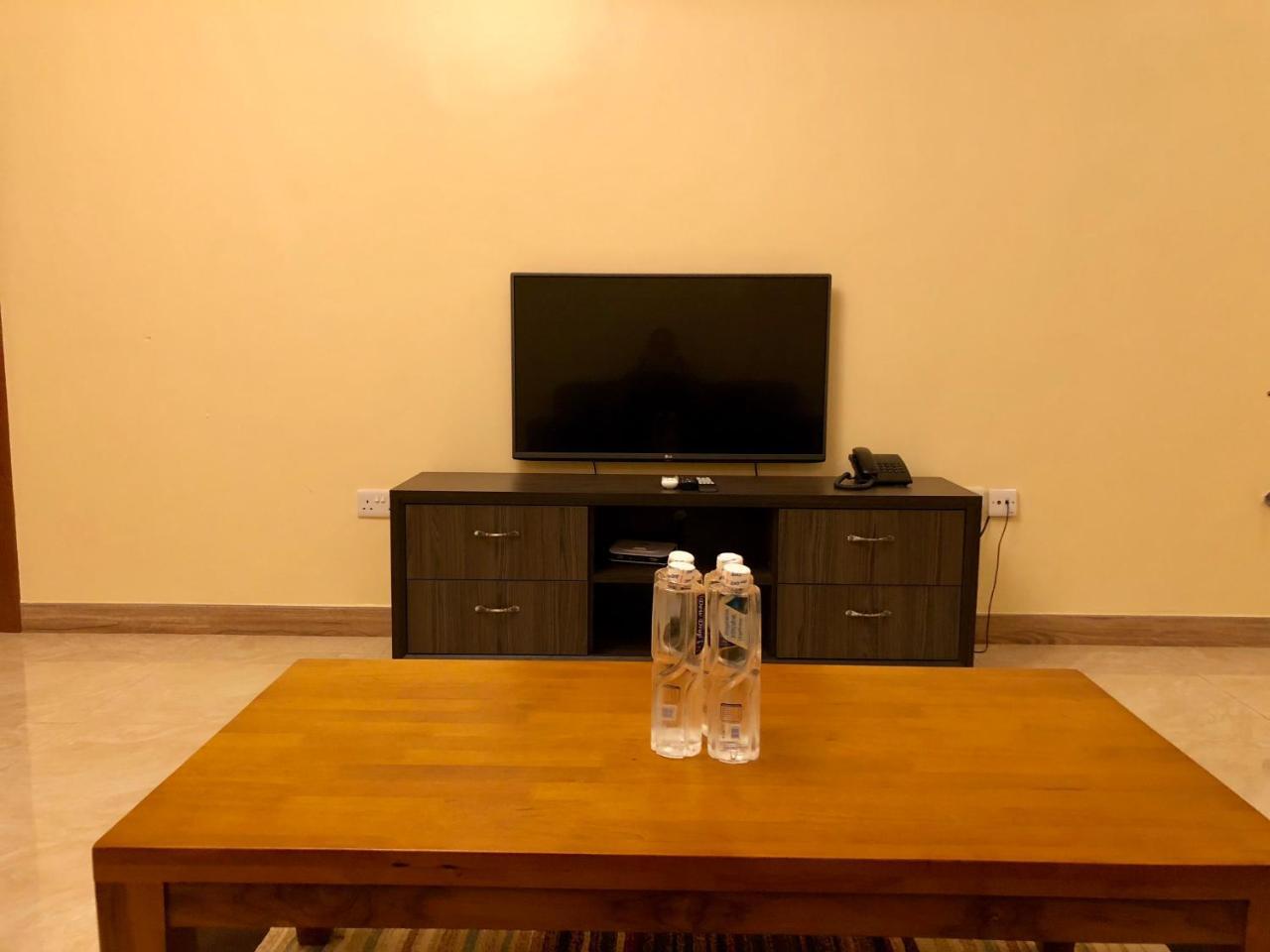Imperial Hotel & Apartments Dar es Salaam Ngoại thất bức ảnh